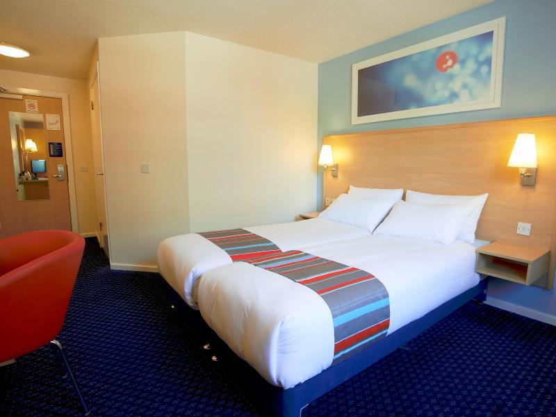แทรเวลลอดจ์ อิปส์วิช สโตว์มาร์เก็ต Hotel Haughley ภายนอก รูปภาพ